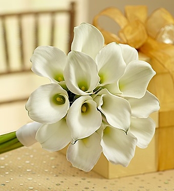 White Mini Calla Liliy Bouquet